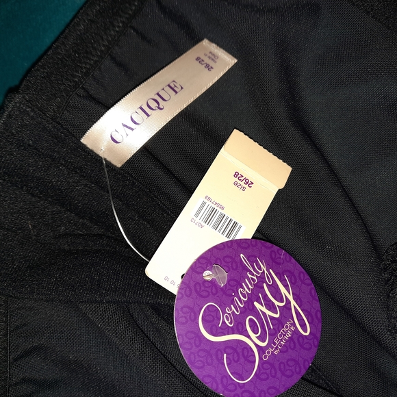 Cacique Black Chemise with Lace Trim - Picture 3 of 11